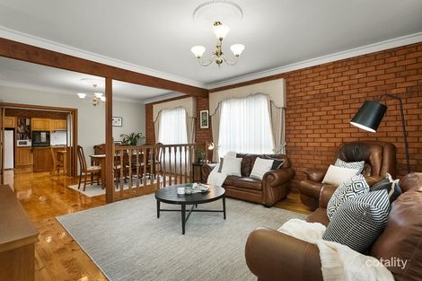 Property photo of 40 Templewood Crescent Avondale Heights VIC 3034