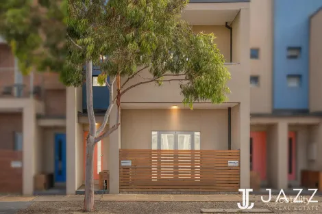 1/27 Tom Roberts Pde, Point Cook, VIC 3030