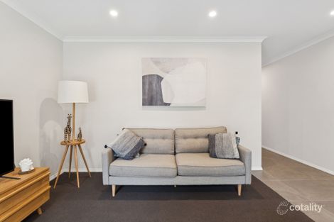 Property photo of 7 Harogen Drive Werribee VIC 3030