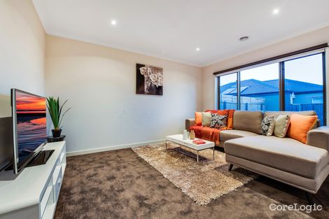 Property photo of 12 Holly Green Circuit Truganina VIC 3029