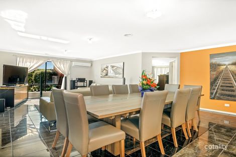 Property photo of 12 Olsen Retreat Caroline Springs VIC 3023