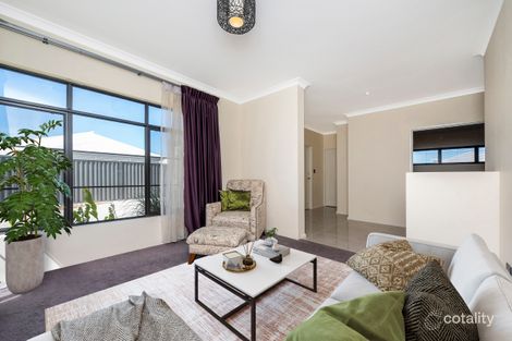 Property photo of 35 Monroe Cross Aveley WA 6069