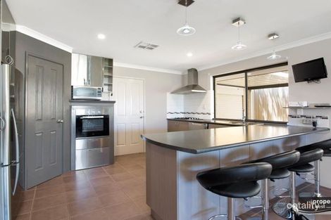 Property photo of 110 Elliot Road Hocking WA 6065