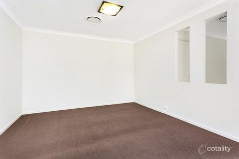 Property photo of 13 Young Circuit Elderslie NSW 2570