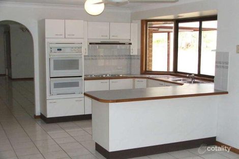 Property photo of 43 Paradise Drive Weyba Downs QLD 4562