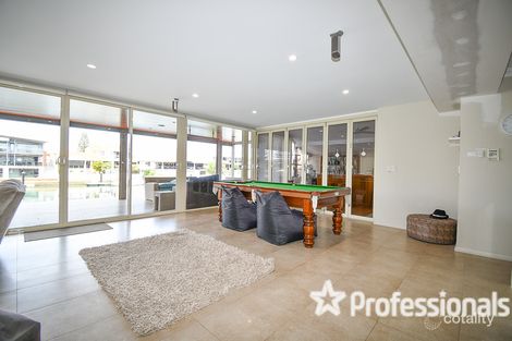 Property photo of 19 Picaroon Place Halls Head WA 6210