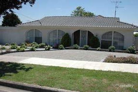 64 Turana St, Doncaster, VIC 3108