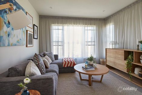 13 Bianca Cres, Greenvale, VIC 3059