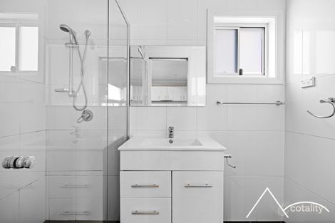 Property photo of 5 Lofty Place Ruse NSW 2560