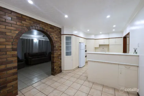 Property photo of 52 Bowling Green Street Brandon QLD 4808