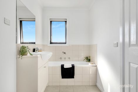 Property photo of 2/38 Evans Street Moonee Ponds VIC 3039