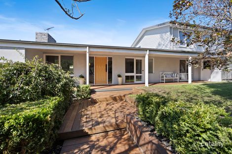 21 Quinns Pde, Mount Eliza, VIC 3930