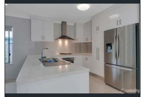 Property photo of 27 Carter Close Smithfield QLD 4878