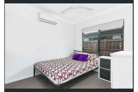Property photo of 27 Carter Close Smithfield QLD 4878