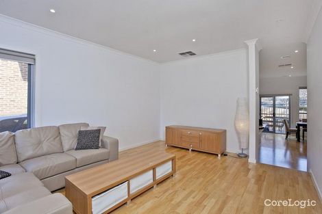 Property photo of 4/14 Laurence Avenue Airport West VIC 3042