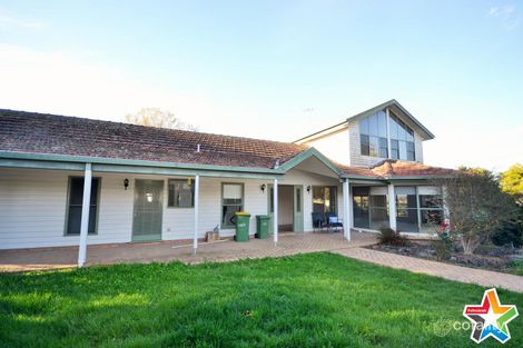 Property photo of 2 Summit Court Mooroolbark VIC 3138