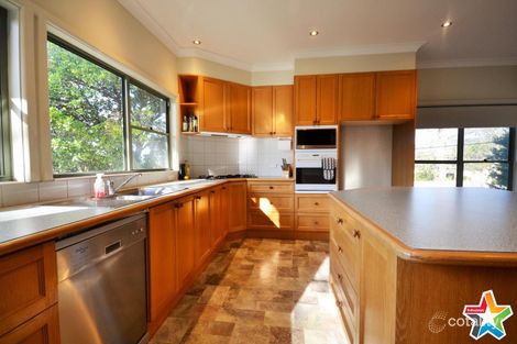 Property photo of 2 Summit Court Mooroolbark VIC 3138