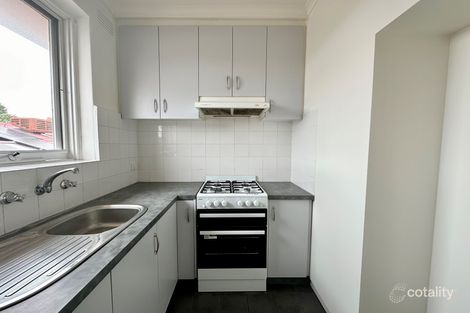 8/11 Shoobra Rd, Elsternwick, VIC 3185