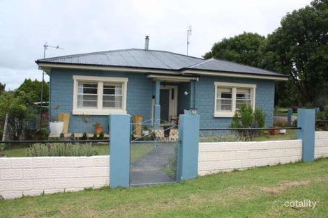 Property photo of 61 Molesworth Street Tenterfield NSW 2372