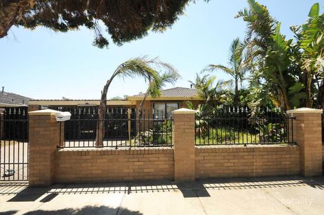 Property photo of 13 Ashworth Drive Seaford VIC 3198