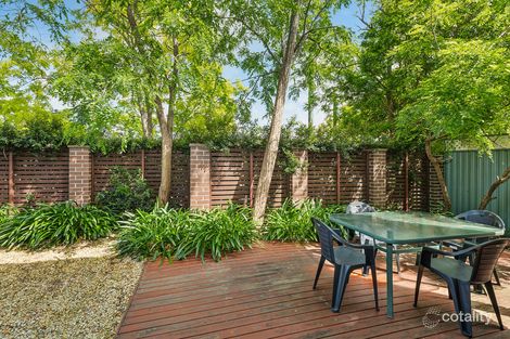 Property photo of 1/8 Akora Road Wyoming NSW 2250