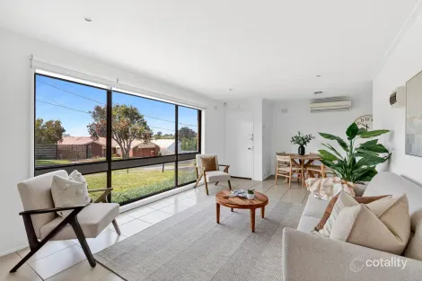 Property photo of 1/25 Hutcheson Avenue Highton VIC 3216
