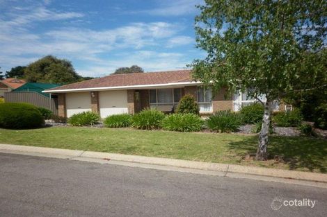 1 Greensborough Ct, Onkaparinga Hills, SA 5163