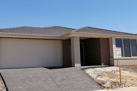 Property photo of 16 Ranger Street Clyde North VIC 3978