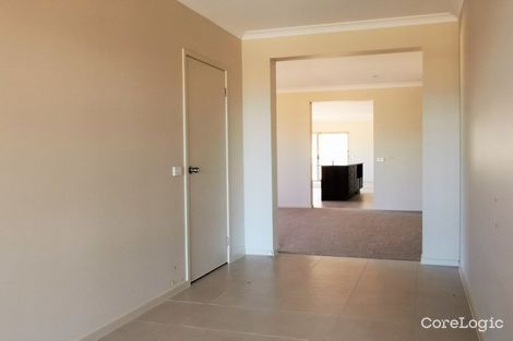 Property photo of 16 Ranger Street Clyde North VIC 3978