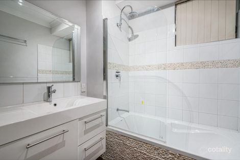 Property photo of 2A Vigna Place Ferndale WA 6148