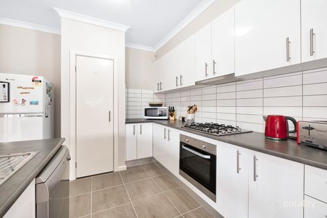 Property photo of 16 Davenport Crescent Cranbourne West VIC 3977