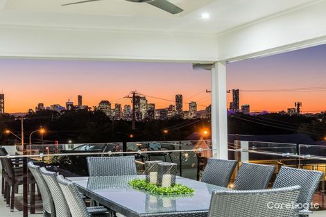 Property photo of 21 McIlwraith Avenue Norman Park QLD 4170