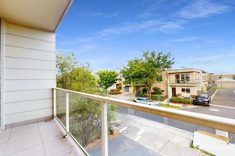 Property photo of 12 Harlesden Circuit Pakenham VIC 3810
