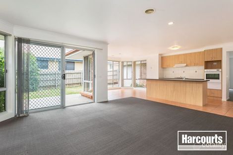 Property photo of 5 Cunneen Crescent Berwick VIC 3806