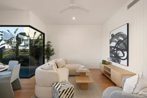 Property photo of 7 Splendor Place Birtinya QLD 4575