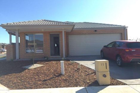 Property photo of 11 Manning Circuit Tarneit VIC 3029