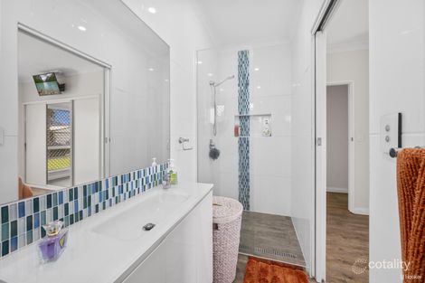 Property photo of 8 Durnley Court Rasmussen QLD 4815