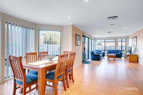 Property photo of 6 Johnston Way Taylors Hill VIC 3037