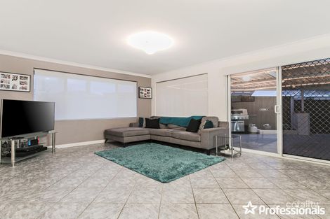 Property photo of 23 Sarah Ann Crescent Warnbro WA 6169