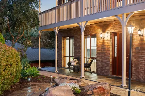 Property photo of 12 Rosella Close Flagstaff Hill SA 5159