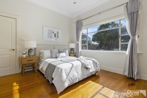 Property photo of 1/106 Broughton Road Surrey Hills VIC 3127