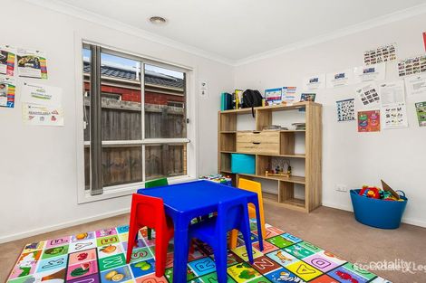 Property photo of 15 Arthur Close Truganina VIC 3029