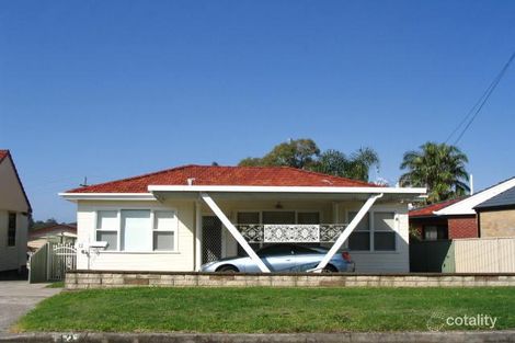 12 Seaman Ave, Warners Bay, NSW 2282