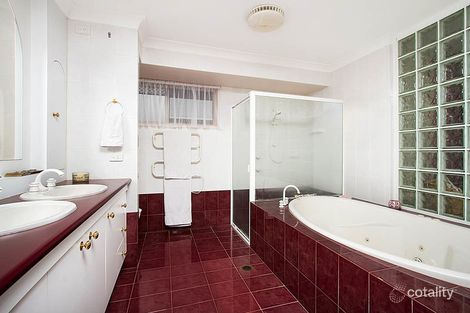 Property photo of 25 Saint Andrews Drive Cornubia QLD 4130