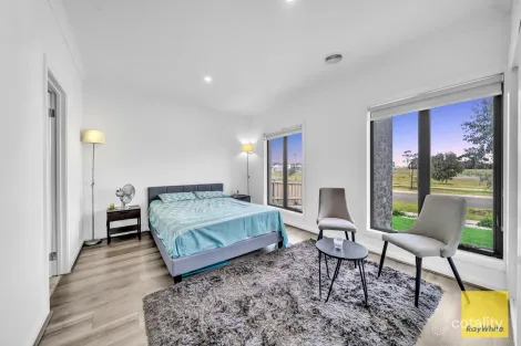 Property photo of 45 Ambersweet Drive Tarneit VIC 3029