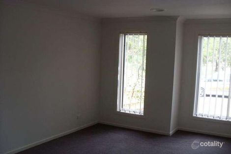 Property photo of 31 Ogle Way Cranbourne North VIC 3977