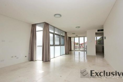 Property photo of 2/30-34 Hilly Street Mortlake NSW 2137