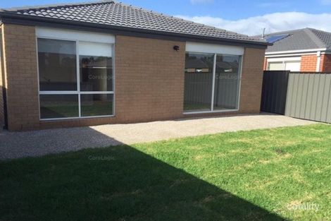 Property photo of 4 Pinnacle Drive Pakenham VIC 3810