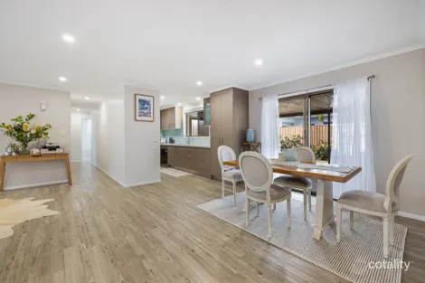 Property photo of 5 Mooloolah Drive Minyama QLD 4575