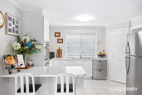 Property photo of 15 Trembath Court Altona Meadows VIC 3028